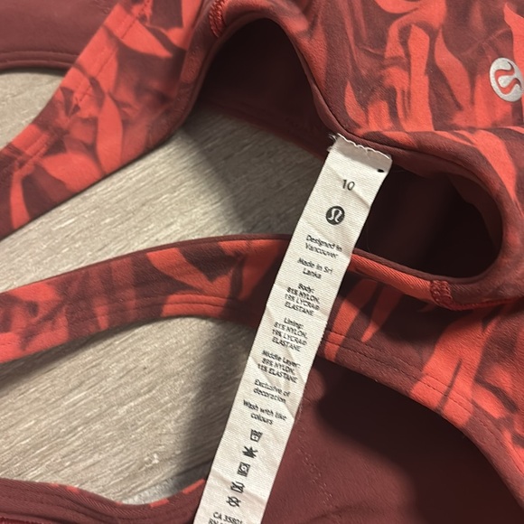 Lululemon Align Cropped Tank Top Spray Leaf Fireside Red Multi W1DV0S - Picture 5 of 5